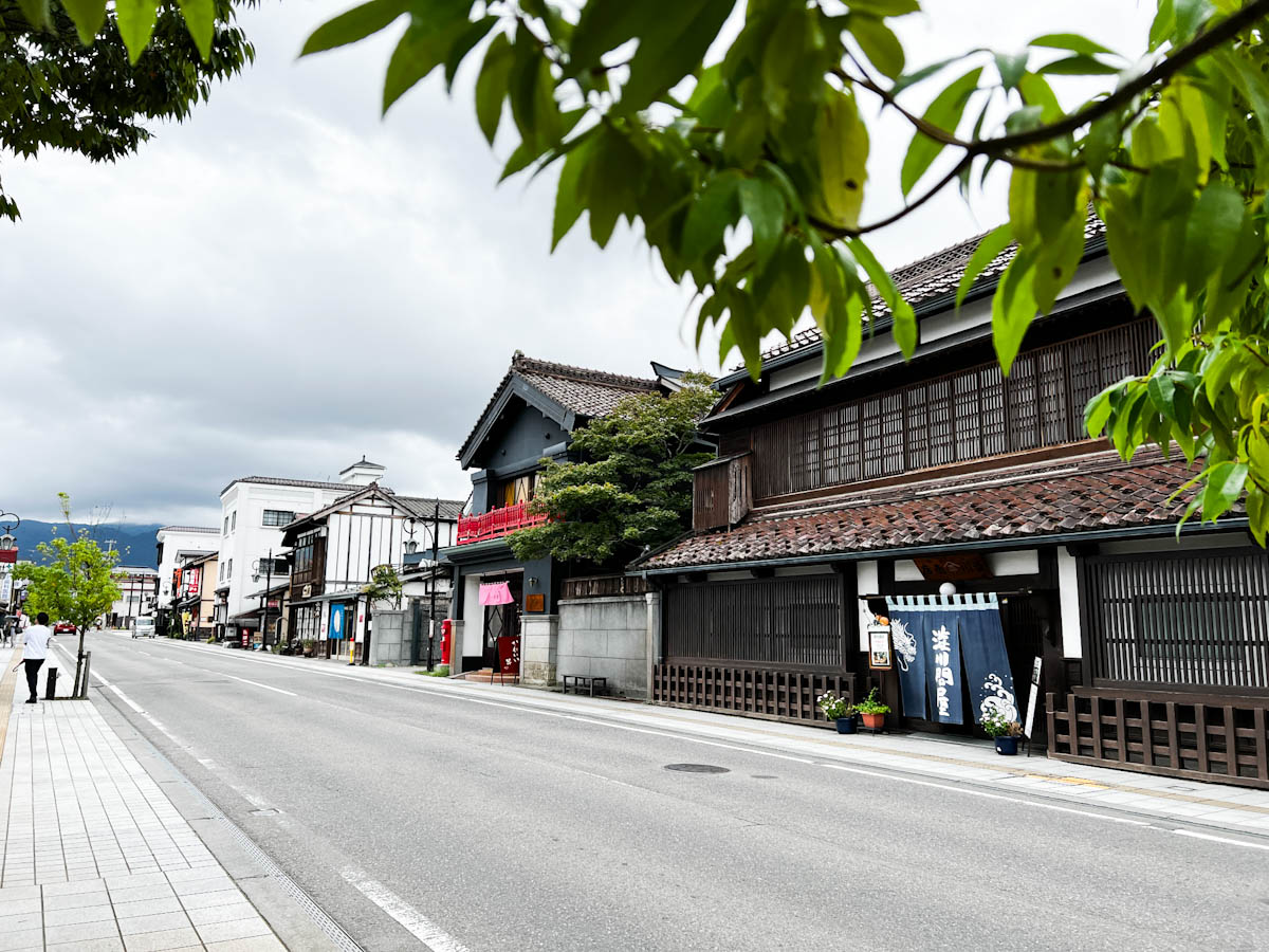 大正ロマン漂う古い街並みを堪能！福島県・七日町通りをぶらぶら散歩してみた