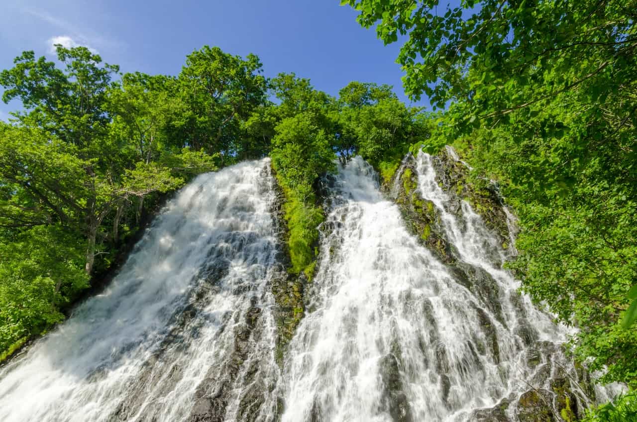 北海道・オシンコシンの滝