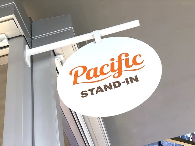 Pacific STAND-IN　看板