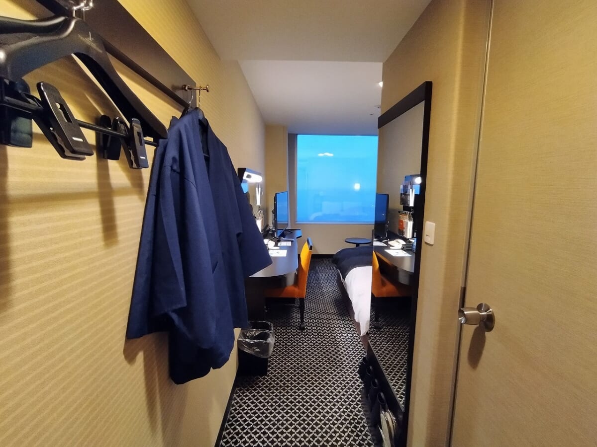 アパホテル＆リゾート〈東京ベイ幕張〉客室