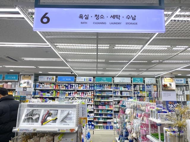 韓国ダイソー 弘大2号店 6階
