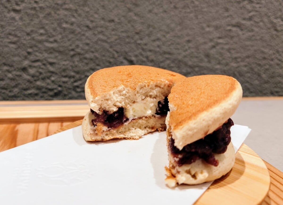 熊本県熊本市・Japanese sweet＆cafe「MARUIWA‐まるいわ‐」イートインの「あんさんどら／ドリンク付」塩バター3
