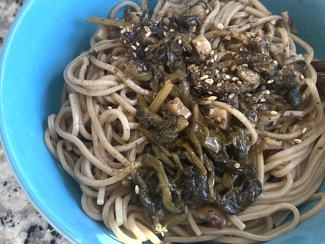 韓国　無印良品　お土産　コンドゥレエゴマ油マッククス 蕎麦冷麺 Buckwheat Noodles with Korean herb Perrilla oil　別の日にまた作ってみた