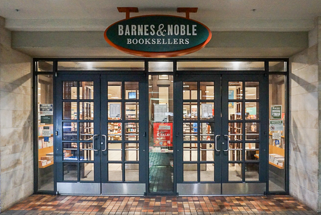 Barnes & Noble　アラモアナ店　外観