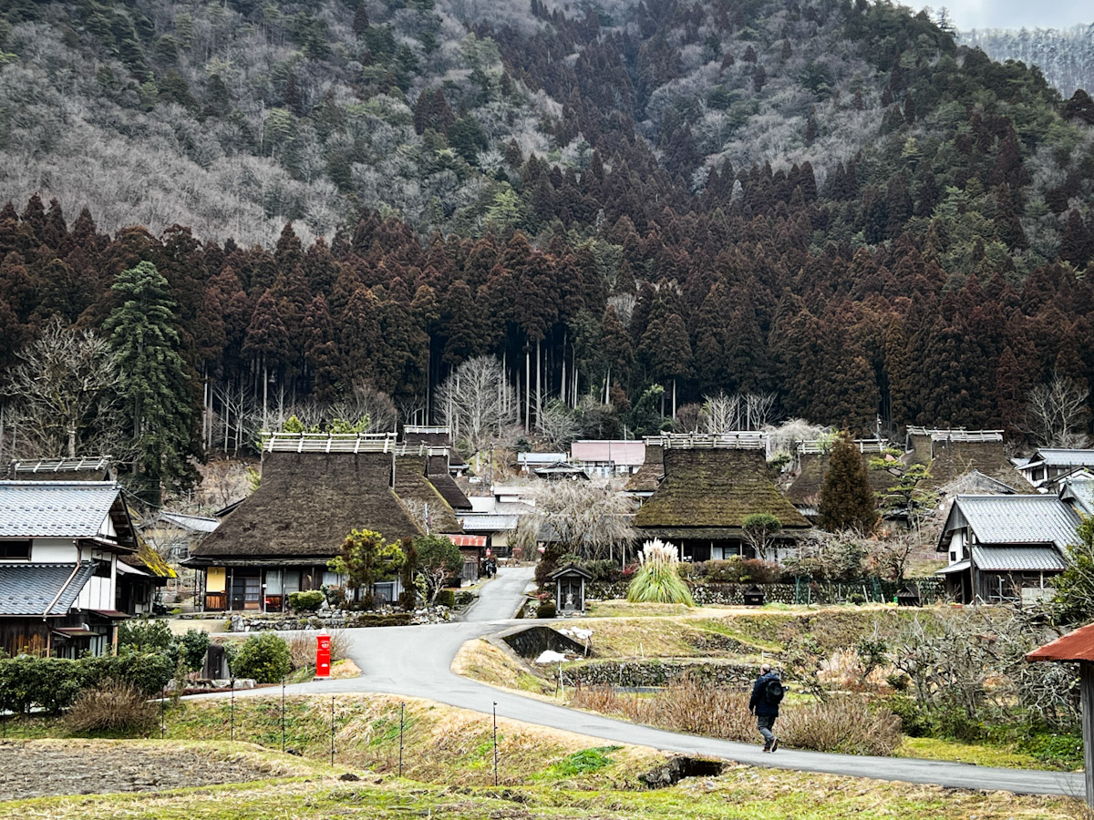 山に囲まれた森の京都を楽しんで！