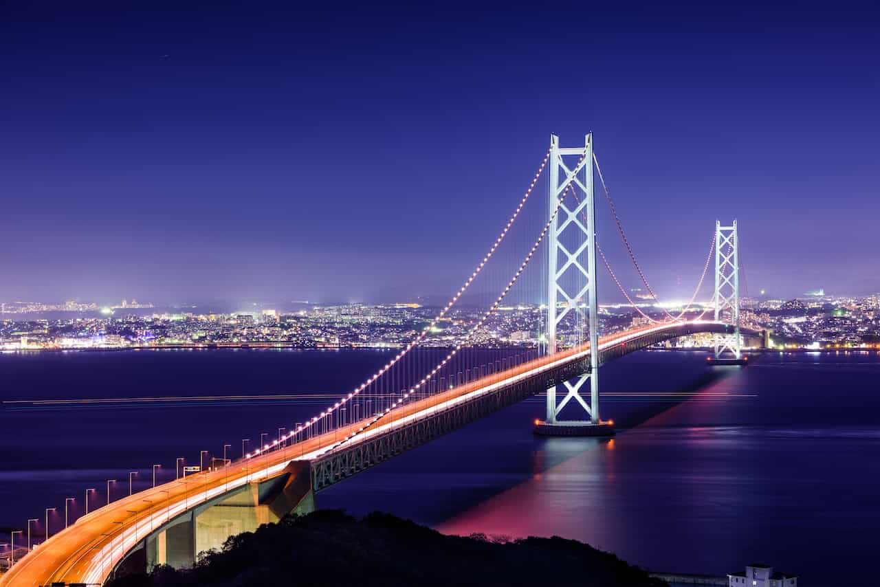 明石海峡大橋（兵庫県）ライトアップ