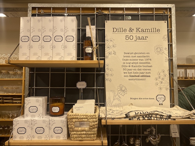 Dille&Kamilleの50周年グッズ