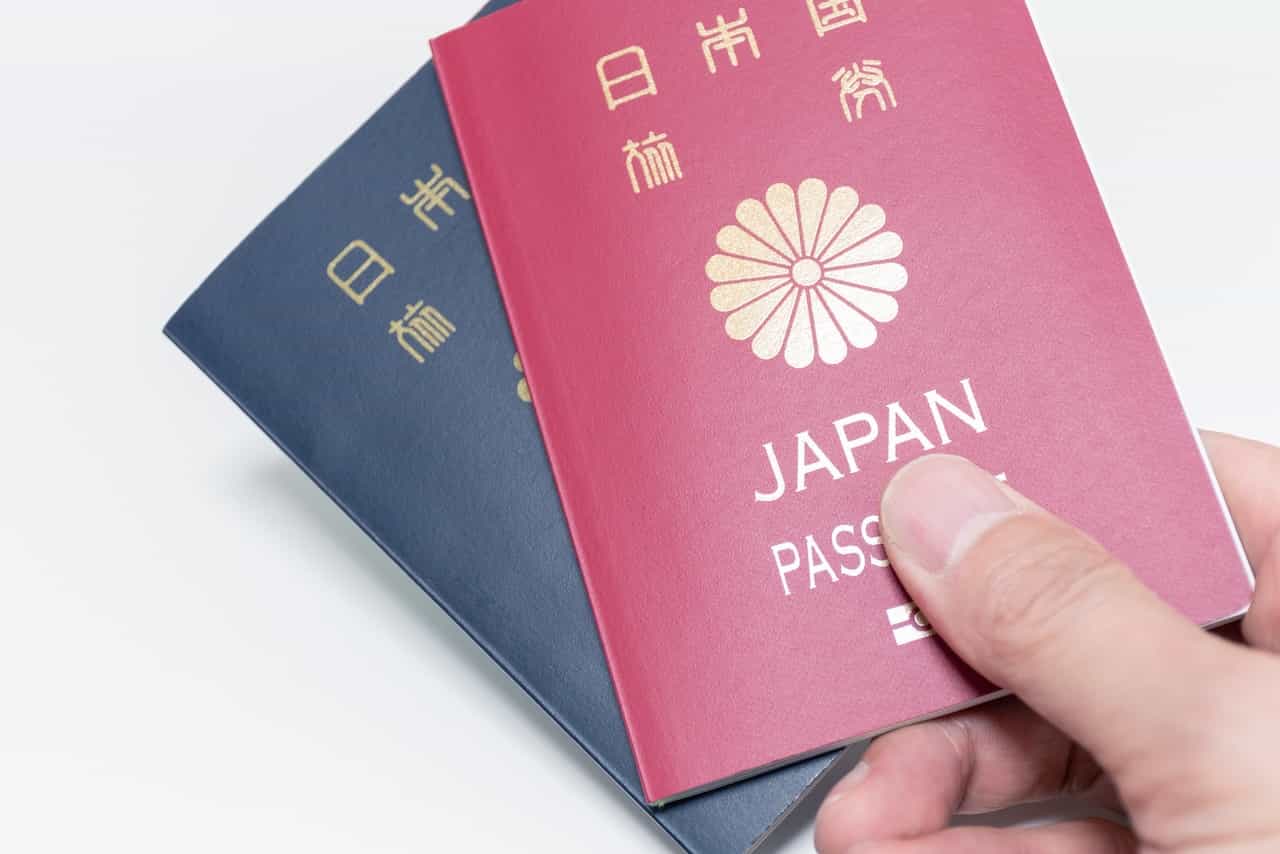 【G7のパスポート保有率ランキング】日本は17%で最下位！77%の1位はどこ？