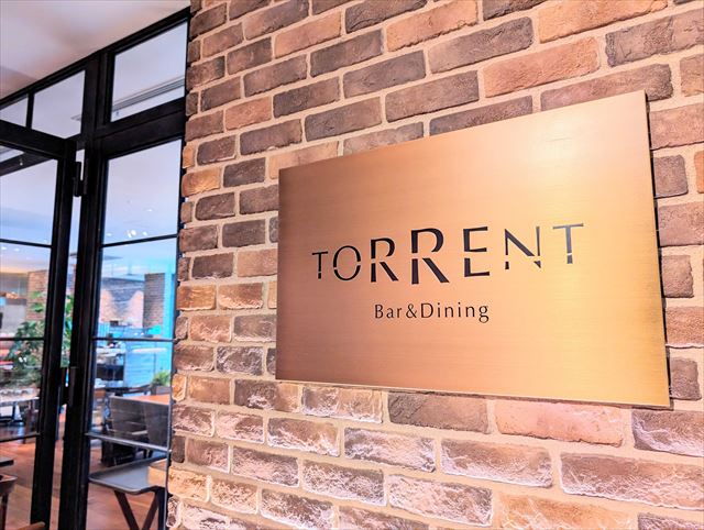 Bar & Dining「TORRENT」　看板