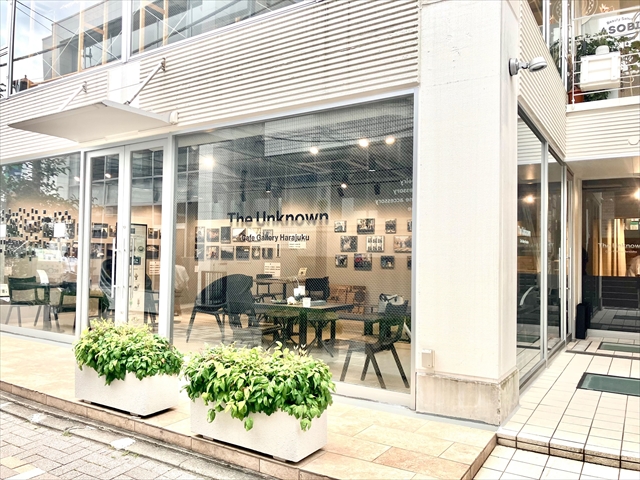 The Unknown Café Gallery Harajuku外観