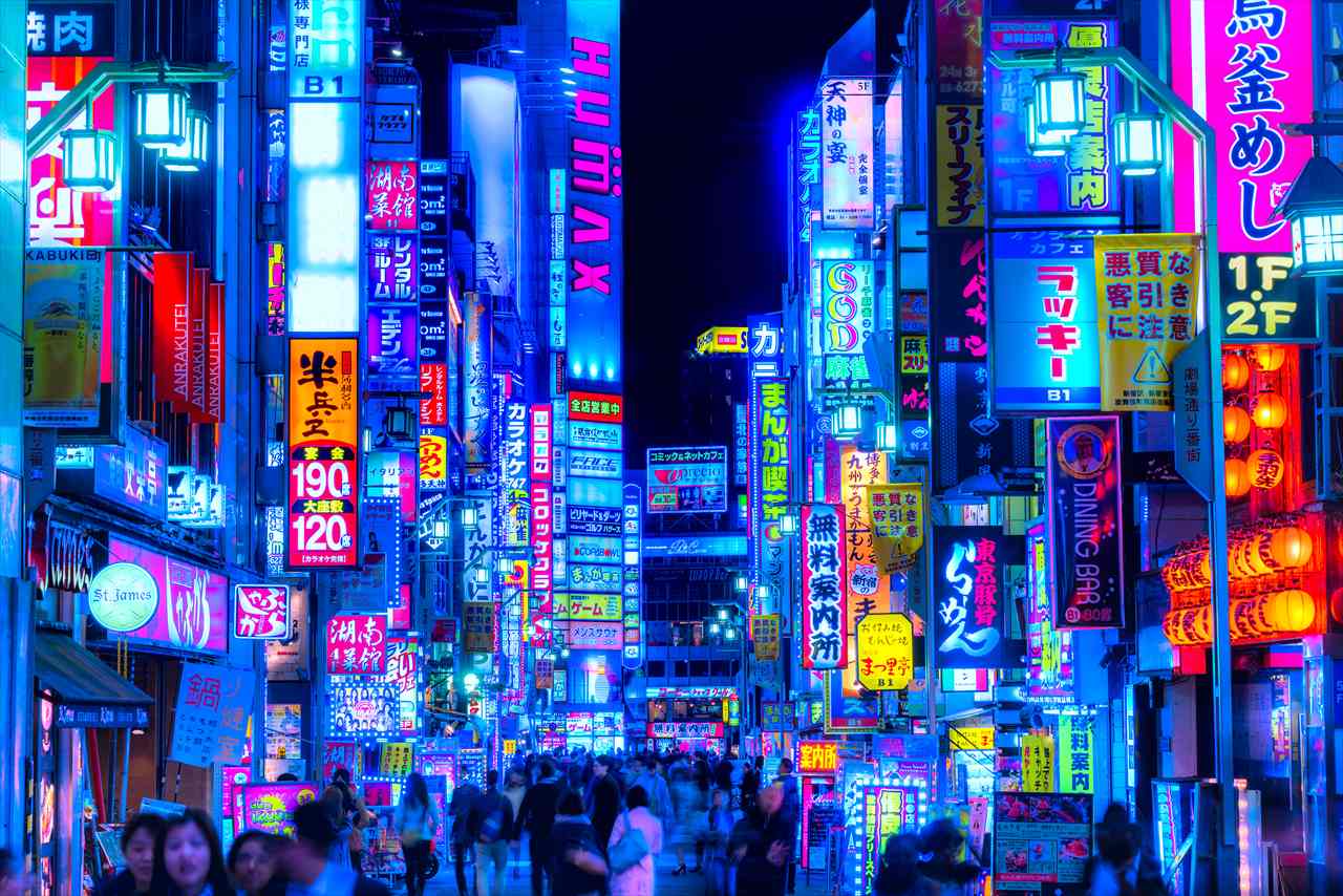 【日本三大繁華街】東京「歌舞伎町」・北海道「すすきの」もう1カ所は？それぞれの歴史と特徴