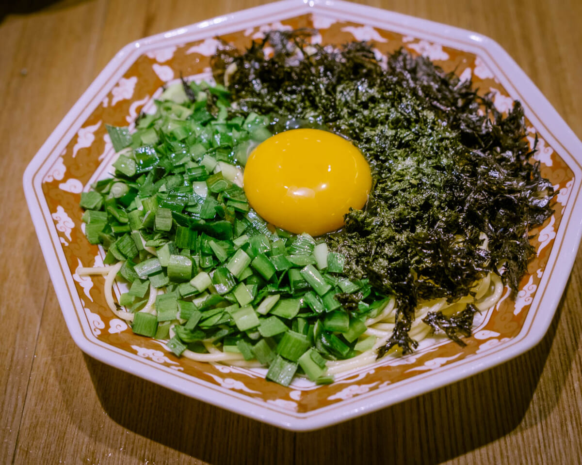 鶏油ラーメン