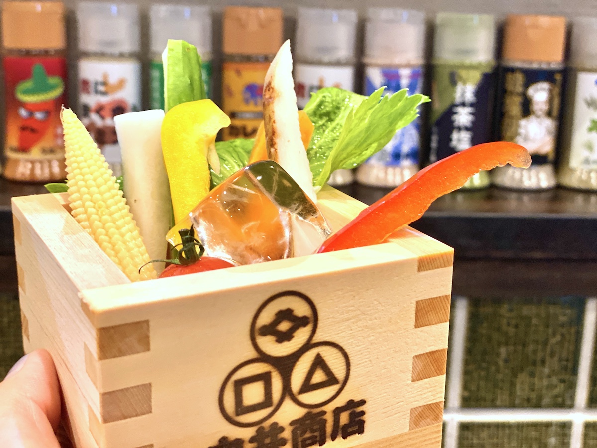 渋谷アクシュ　「塩・酒・肴 中井商店」10種の鮮野菜スティック