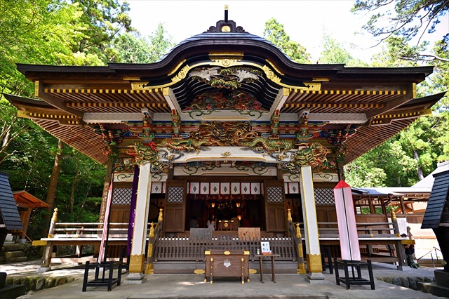 宝登山神社