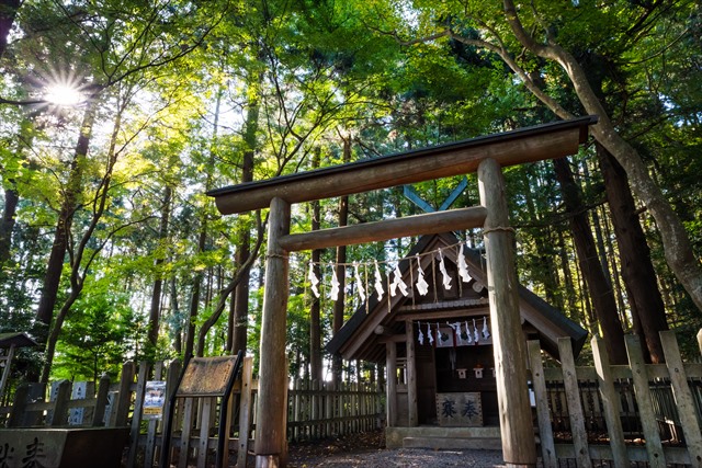 宝登山神社　奥院