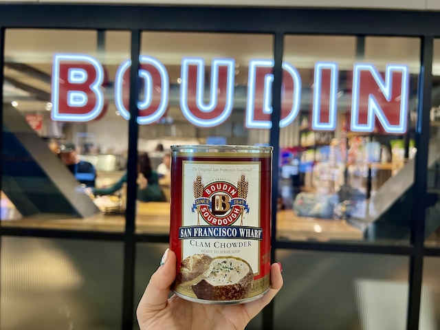 BOUDIN　サンフランシスコ　クラムチャウダー　空港