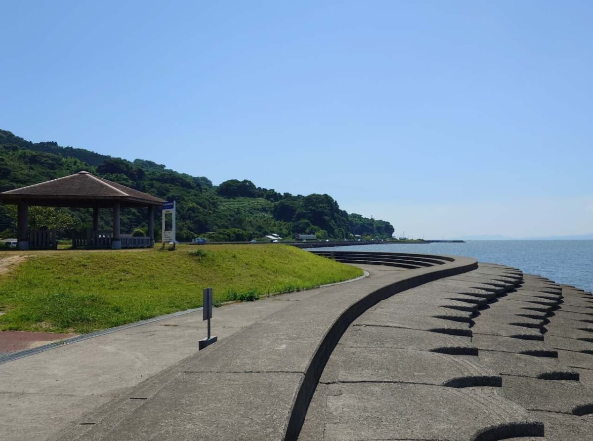 熊本県宇土市・住吉海岸公園「長部田海床路」