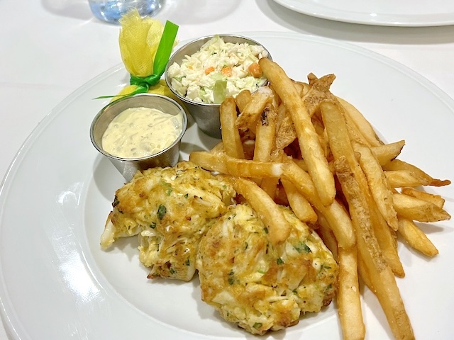 ワシントンD.C.　Old Ebbitt Grill　クラブケーキ