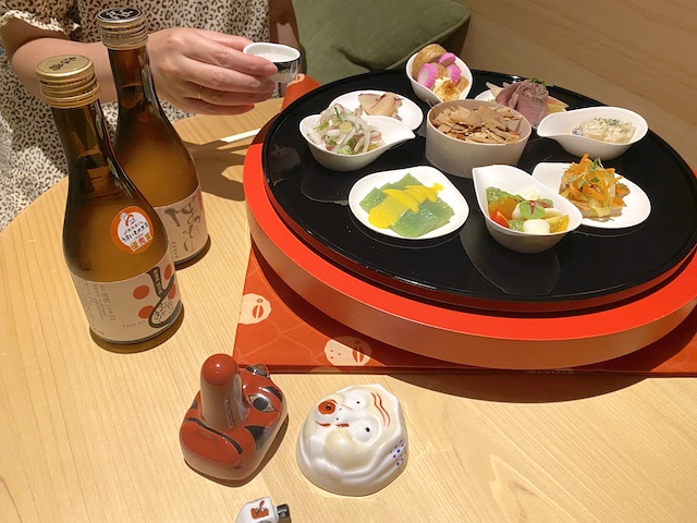 お部屋で二次会　OMO7高知　べく杯　皿鉢（さわち）料理