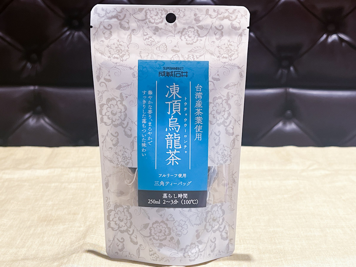 「凍頂烏龍茶」のパッケージ