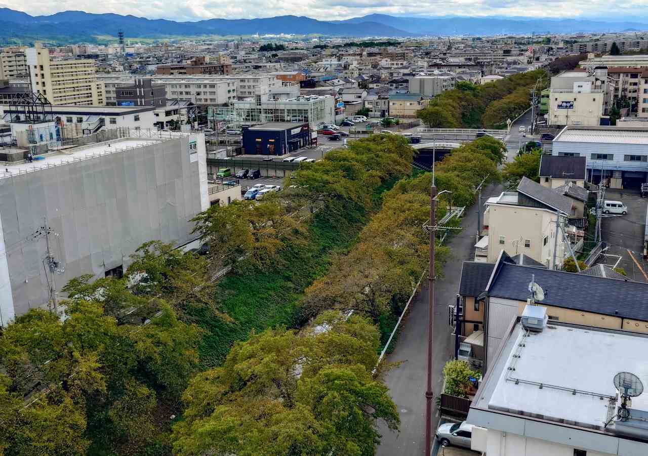 奈良県奈良市・佐保川