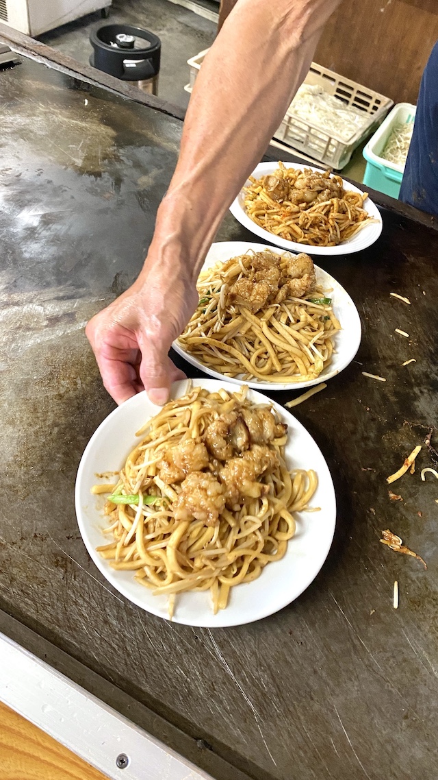 津山ホルモンうどん 橋野食堂　岡山　普通・ピリ辛・激辛から選べる