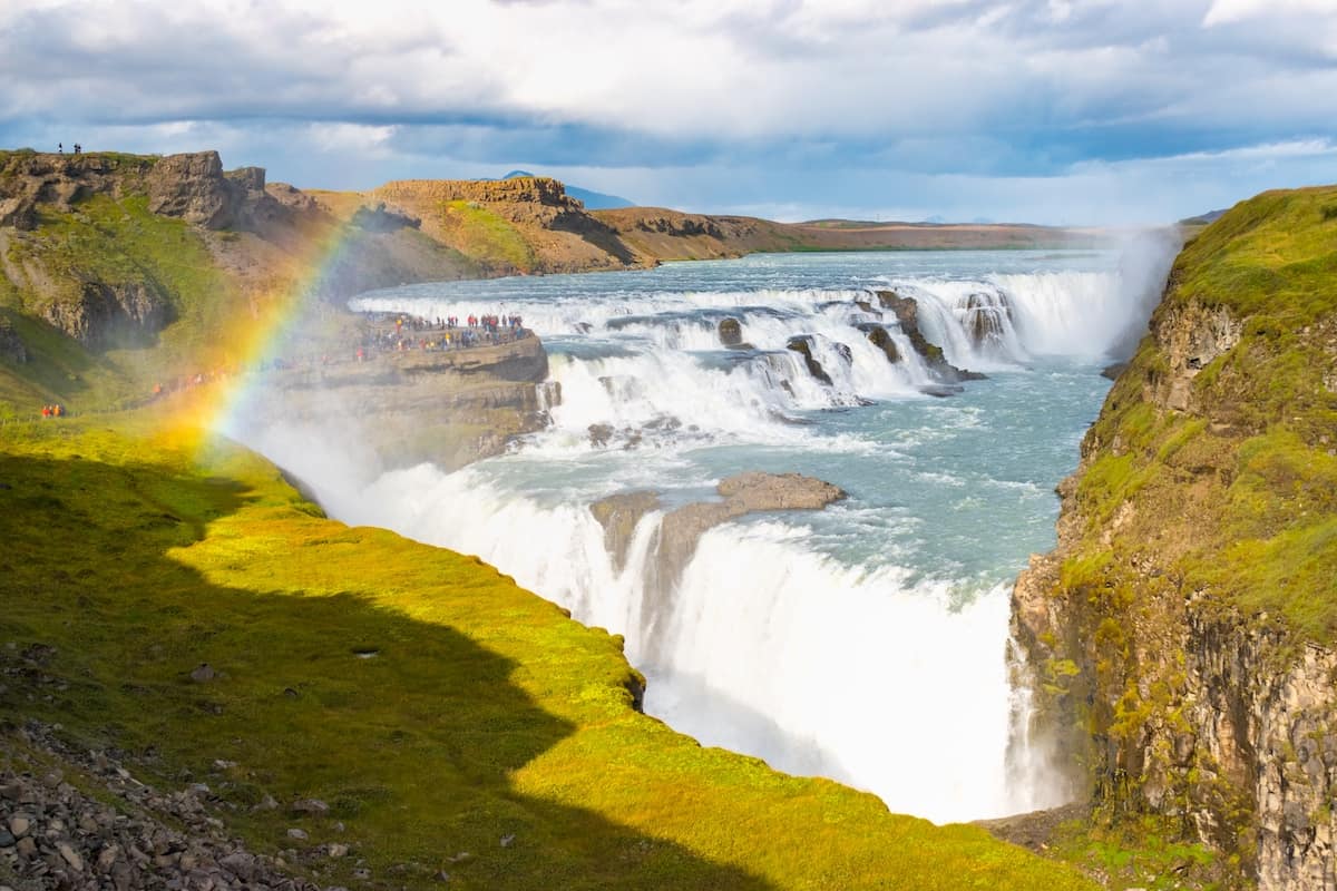 アイスランド　グトルフォスの滝　Gullfoss Waterfall