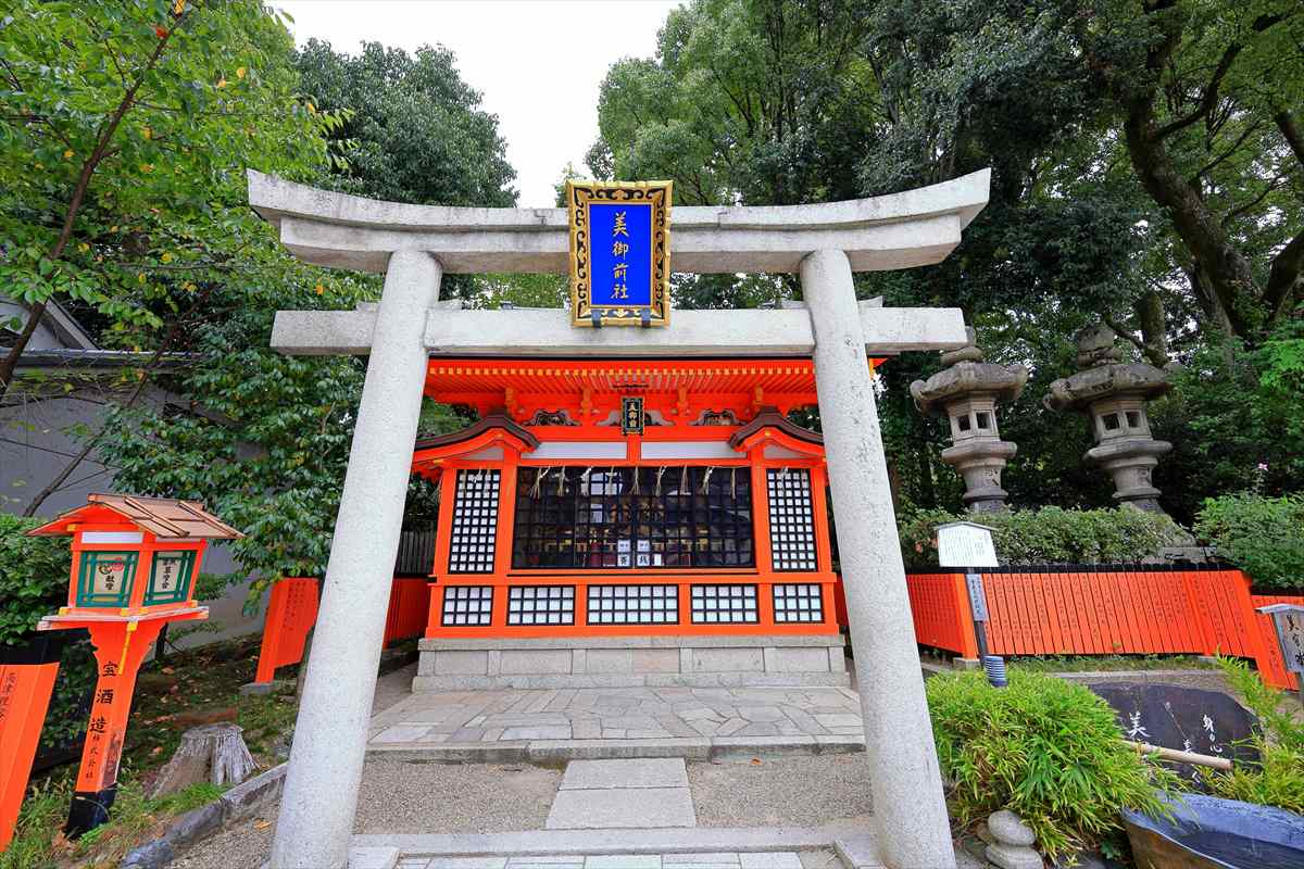 八坂神社　鳥居