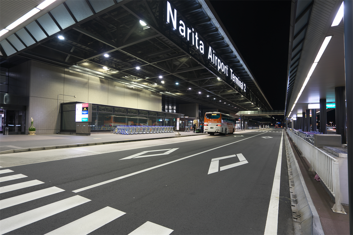 【成田空港行きの安いリムジンバス】1,000円台で利用できる！東京駅・銀座駅・池袋駅発｜旅ライターの裏技・愛用品教えます