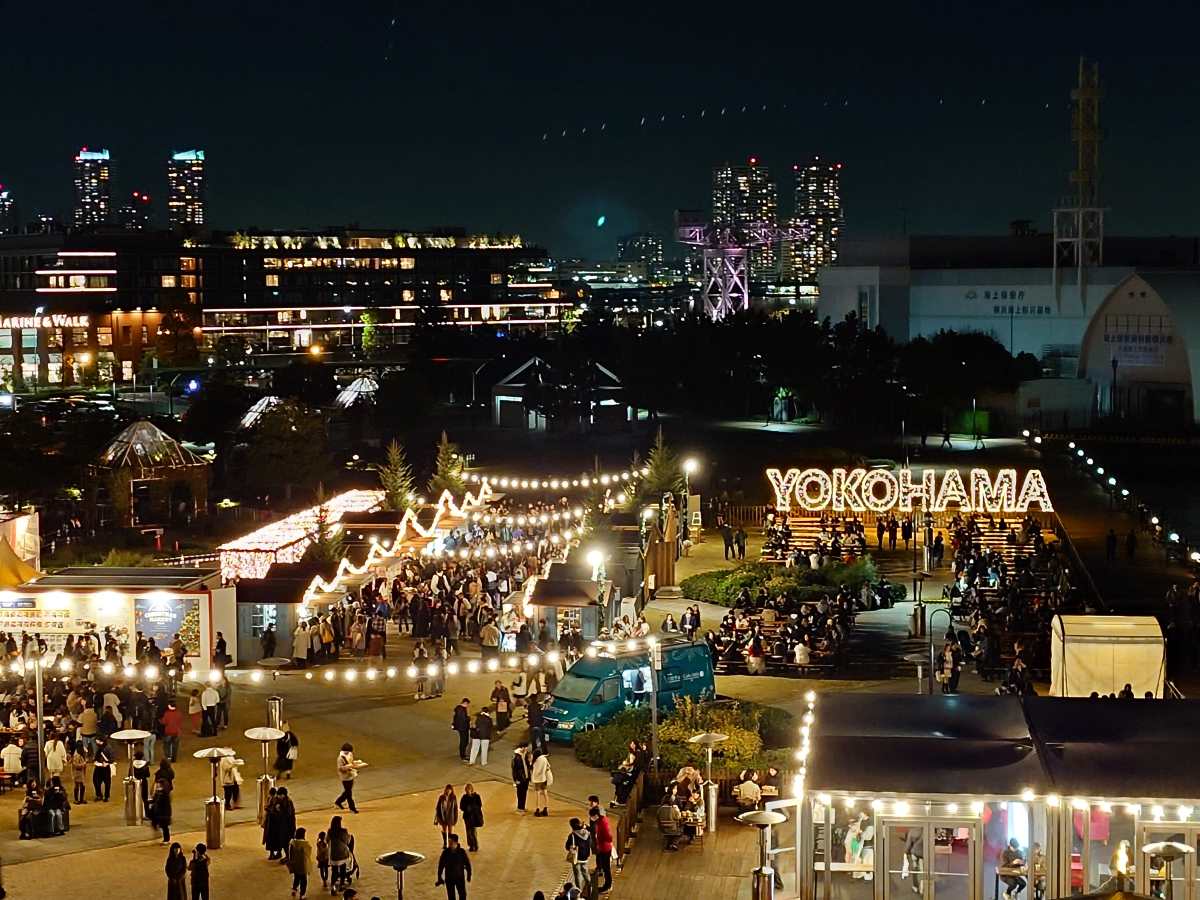 神奈川県横浜市・2024年11月22日～2024年12月25日「Christmas Market in 横浜赤レンガ倉庫」全体3