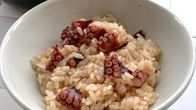 日間賀島　干したこ　干しダコ　ひっぱりだこ　タコ飯 茶碗2