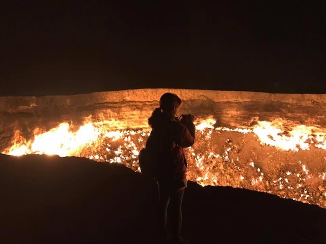 トルクメニスタン　地獄の門　どんなところ