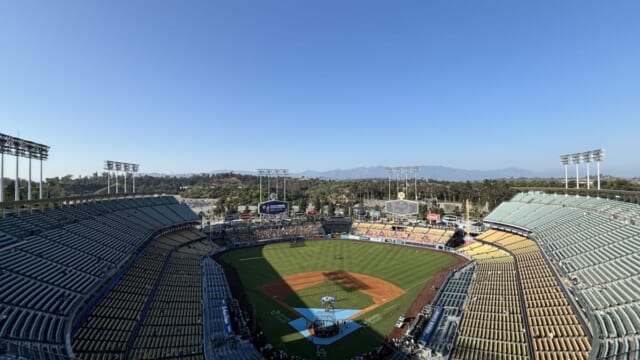 【入手困難現地購入】マニア垂涎“新品ドジャース　ドジャースタジアム35周年CAP ロサンゼルス・ドジャース愛が感じられるスポット「ドジャー