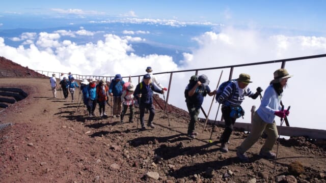 オカモトラベル 南米年越し弾丸ツアー 前編、富士\"初\"登山&ご来光ツアー オカモトラベル～富士“初”登山＆ご来光ツアー～DVD PV - YouTube