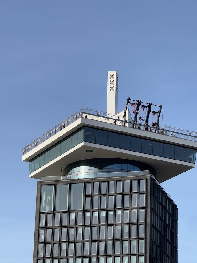 A'DAM Lookout Over the Edgeブランコ　アムステルダム　オランダ　ヨーロッパいち高い