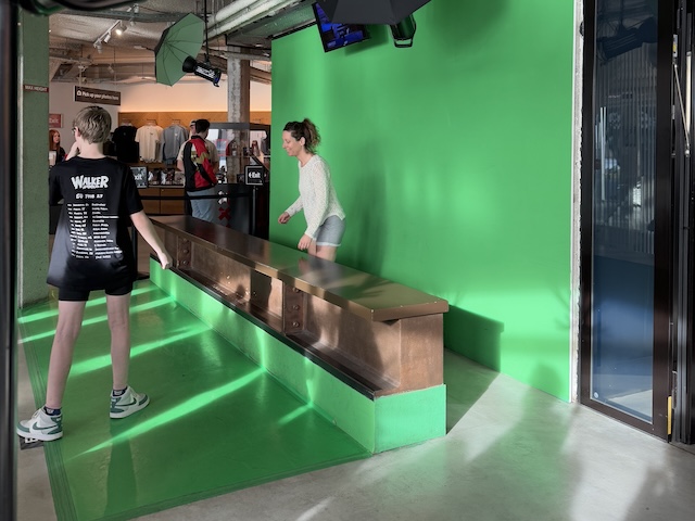 A'DAM Lookout Over the Edgeブランコ　アムステルダム　オランダ　お得な方法
