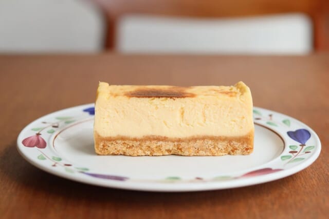 MUI カフェ ジョージさんのチーズケーキ