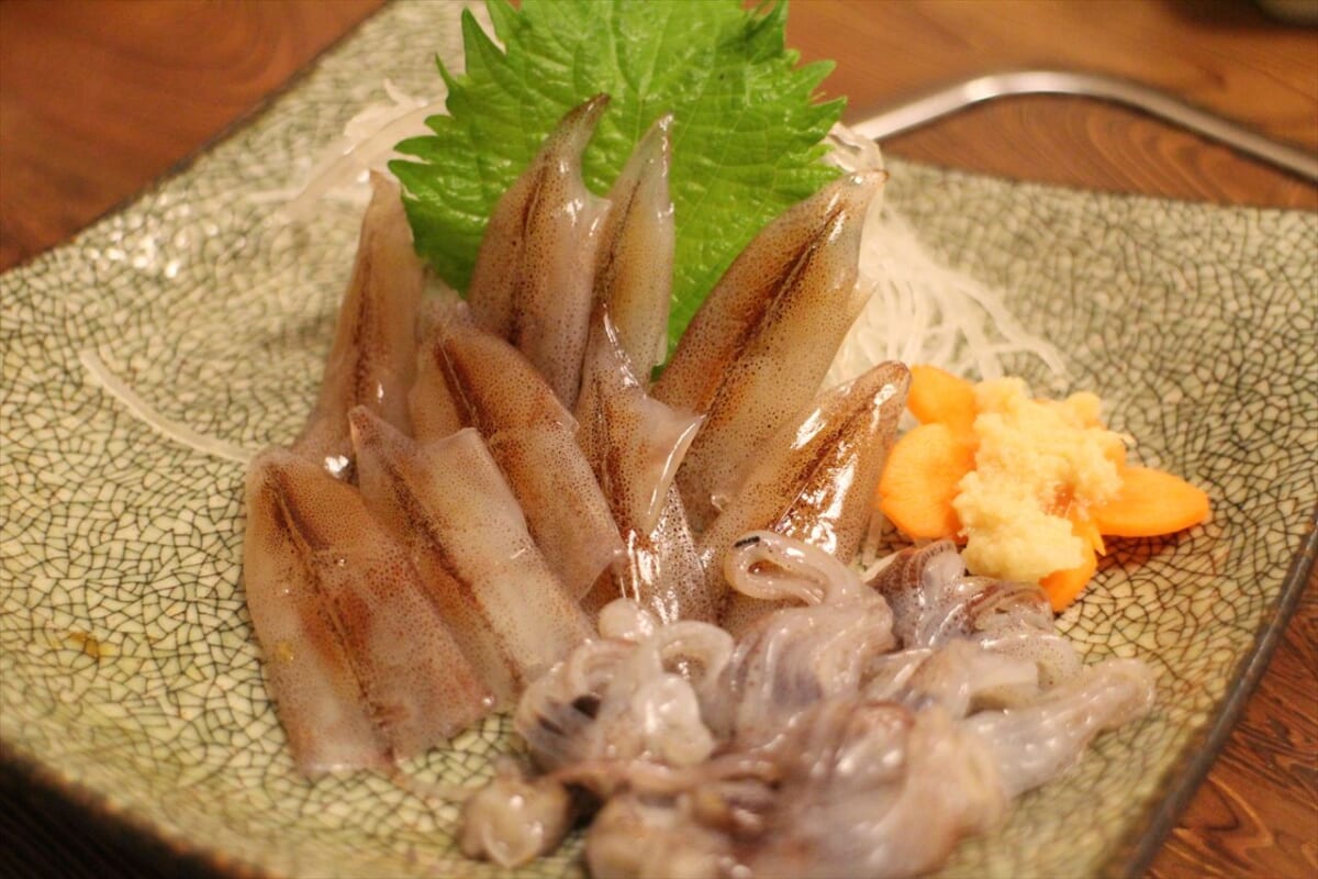 ホタルイカの刺身