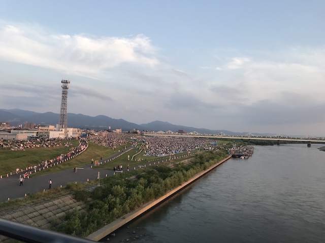 長岡花火　予約開始　おすすめの席　日本三大花火　混雑