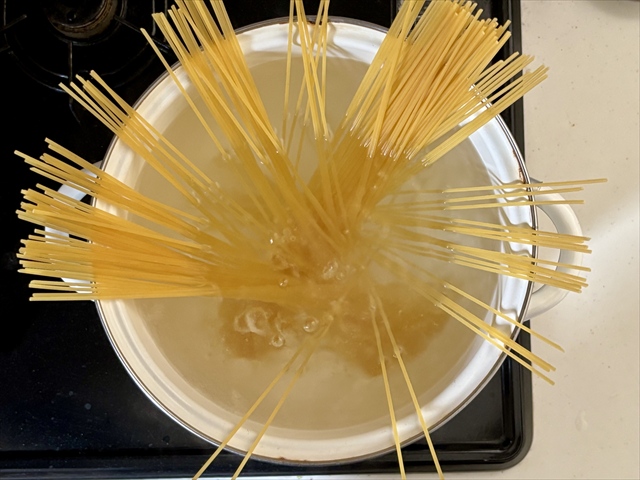 ビタちくカルボ スパゲッティ 茹で