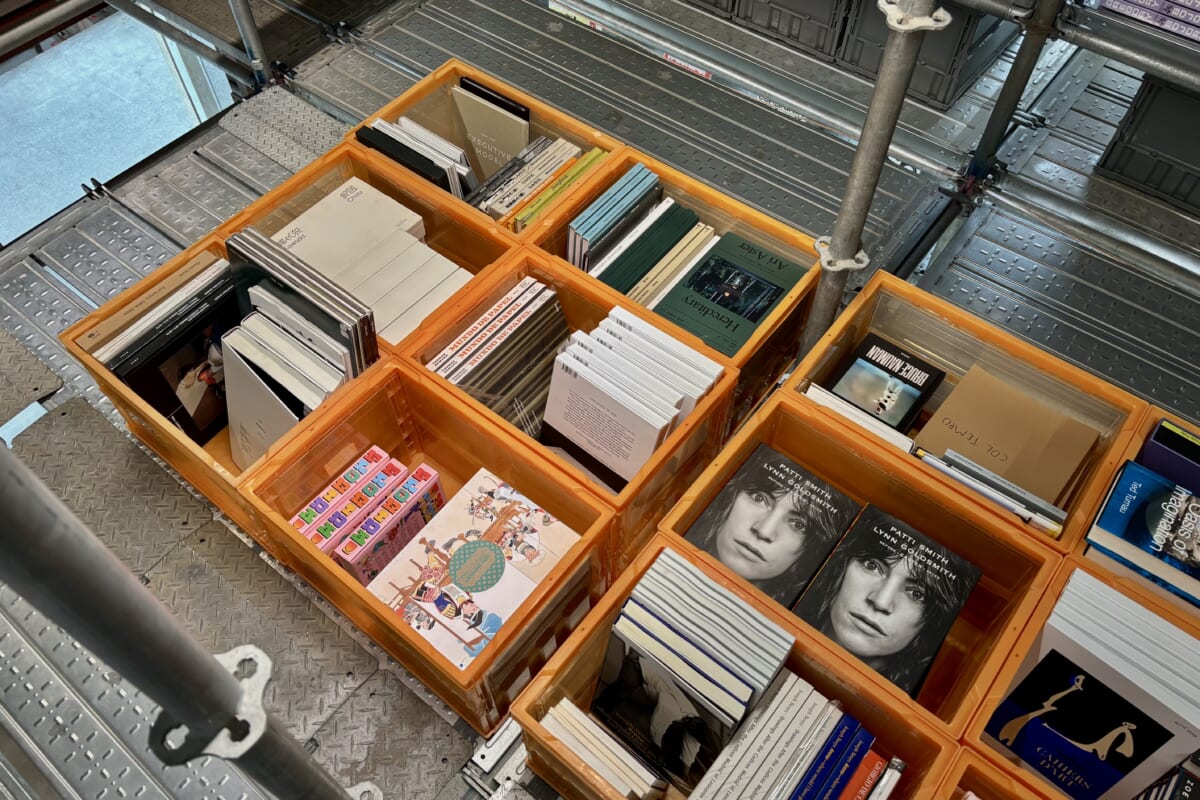 アートブック 洋書 SPECIAL PRICE オレンジコンテナ
