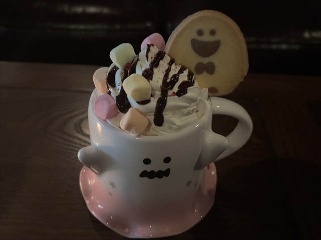 『とろけるダーククリームモカココア』