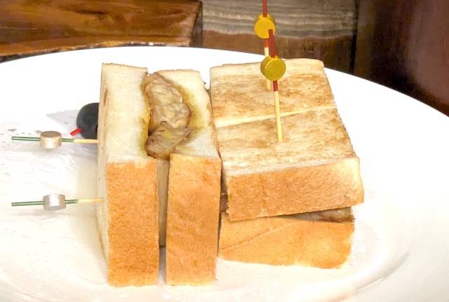 プリンスホテル「昭和 100 年記念メニュー」フォアグラサンド