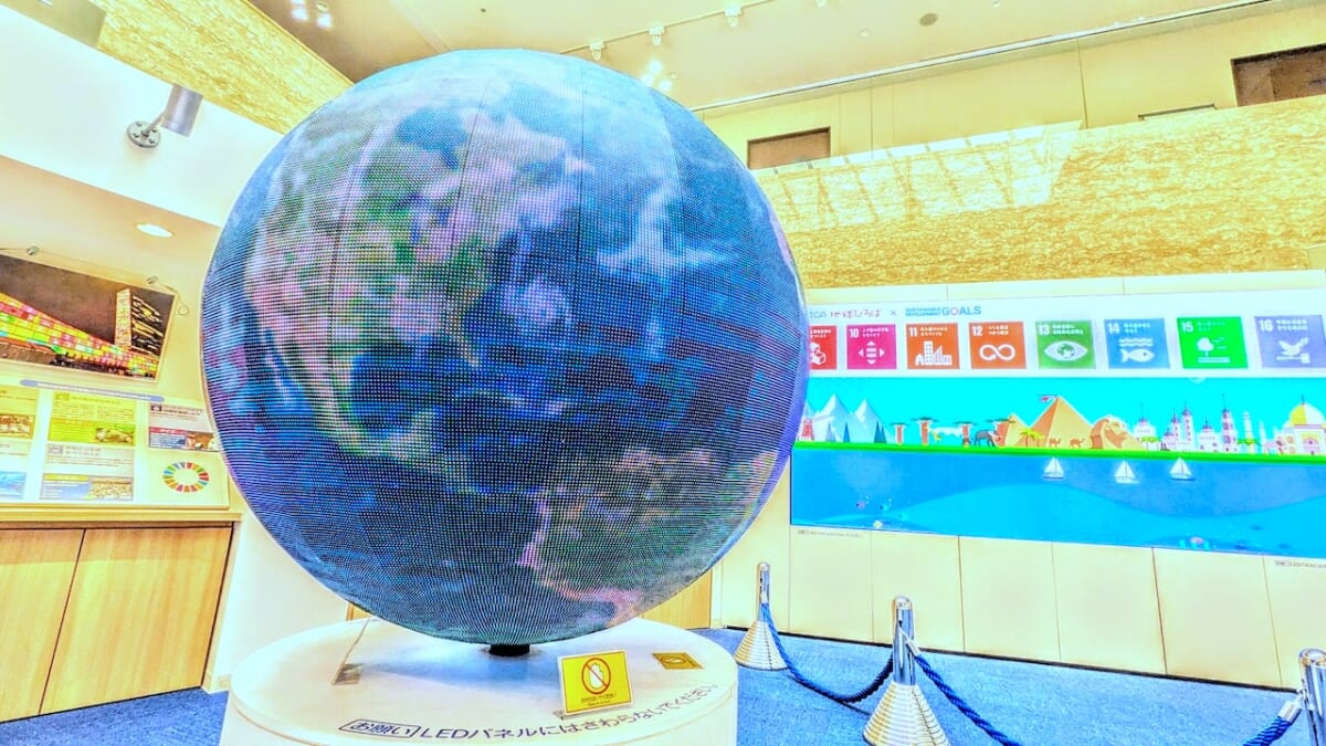 【入場無料！大人の社会科見学】人気民族衣装TOP3は？JICA地球ひろば現地ルポ｜市ヶ谷
