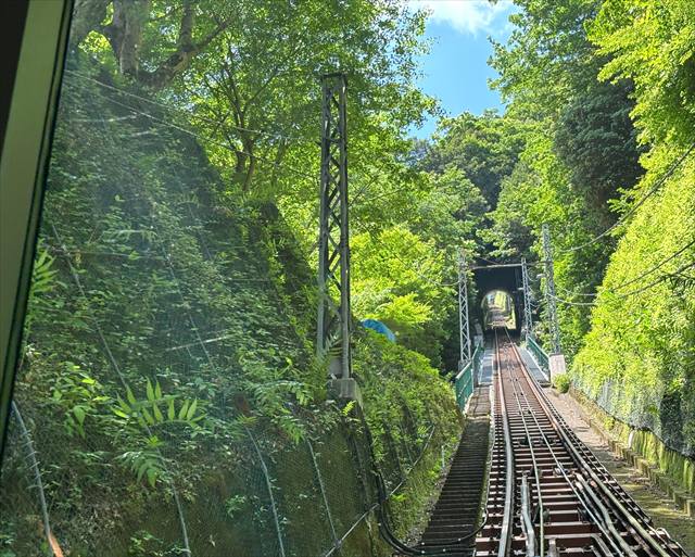 ケーブルカーから見える景色