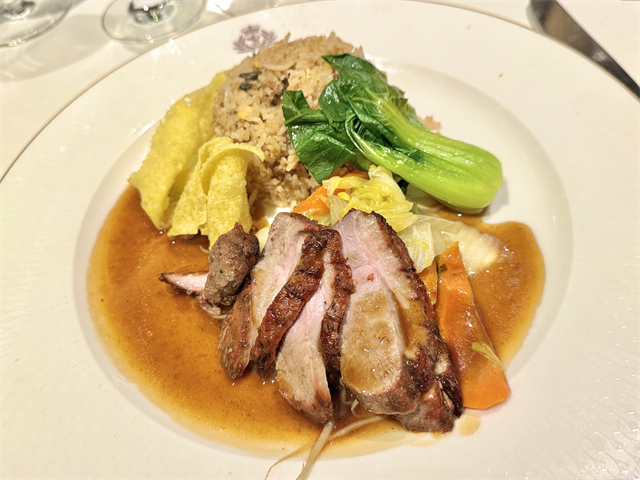 ブリタニアレストラン夕食 鴨胸肉の北京風マリネ