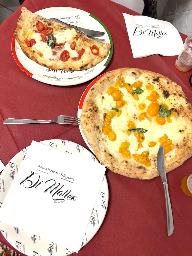ナポリピザ 　ナポリ　イタリア　名店　アンティーカ・ピッツェリア・ディ・マッテオ　レモンピザ