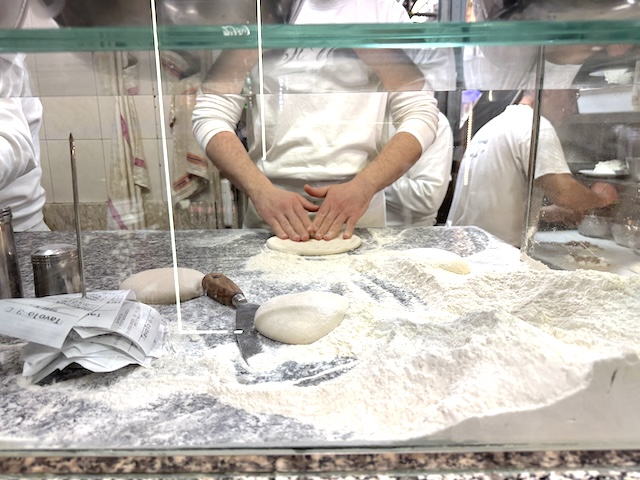 ナポリピザ 　ナポリ　イタリア　名店　