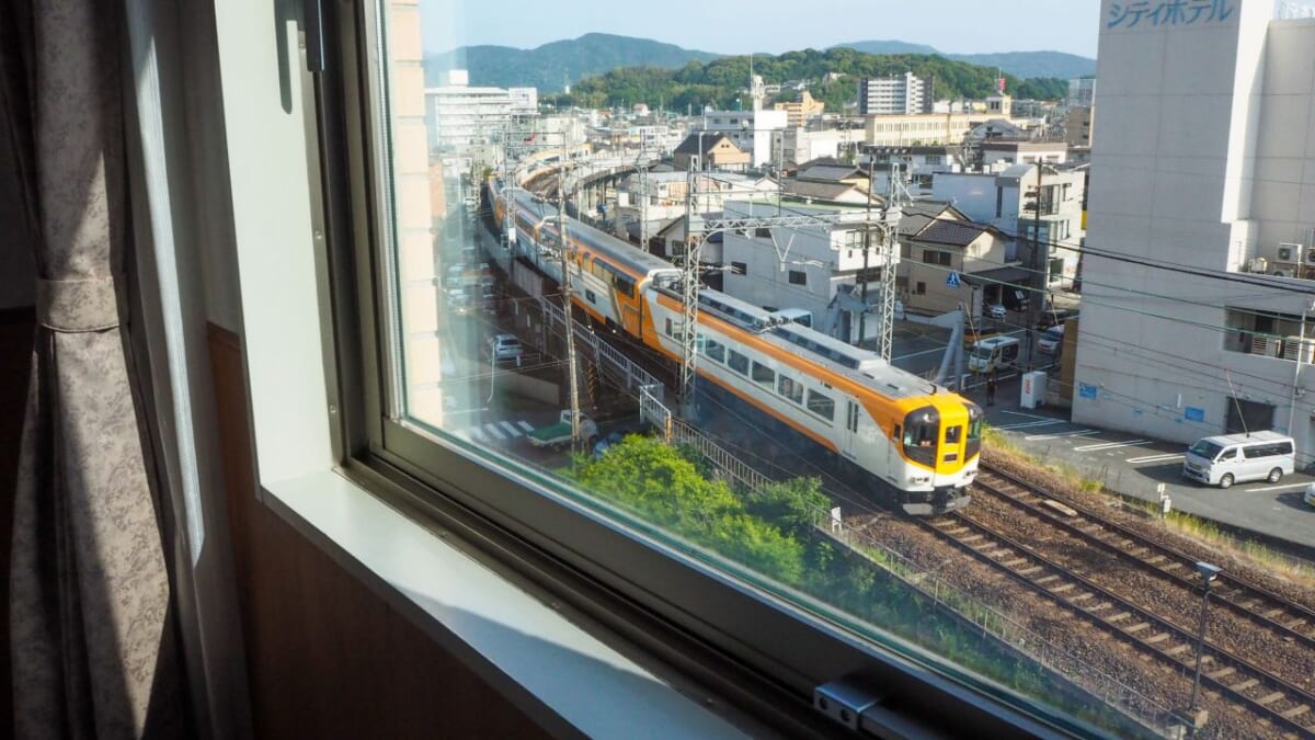 伊勢神宮にアクセス便利！列車が眺められる「トレインビュープラン」がリニューアルして登場｜伊勢パールピアホテル