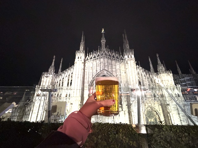 旅の裏技　イタリア　コスパ良く　席料　テイクアウト　絶景